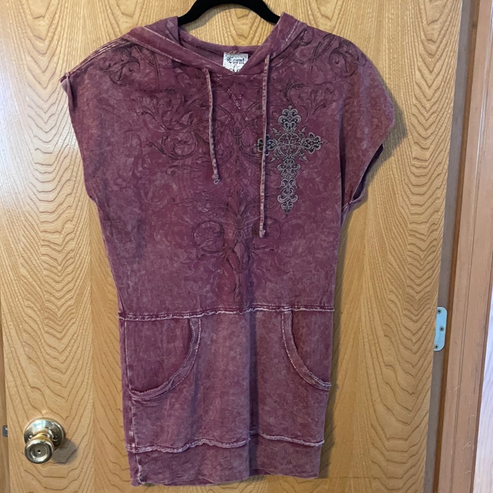 Local hooded sleeveless top women’s size S